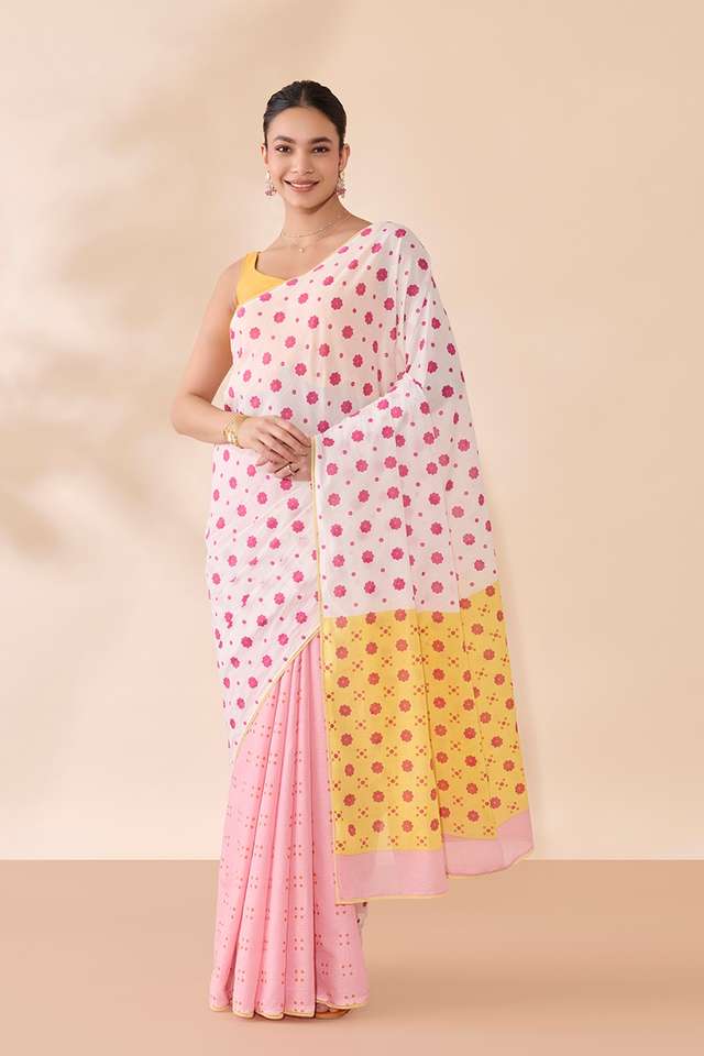Off White Screen Printed Bengal Pure Cotton Saree thumbnail image number null