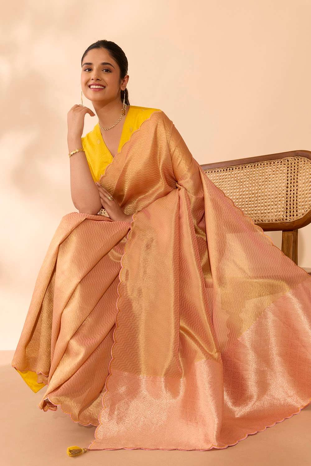 Pink Viscose Tissue Woven Saree image number null