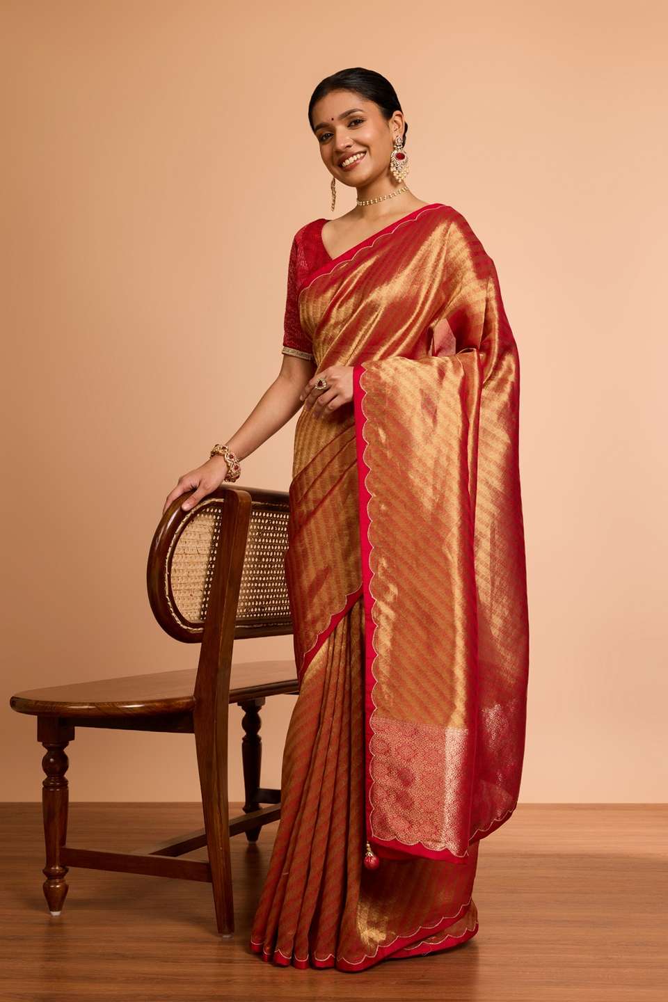 Pink  Viscose Tissue Woven Saree