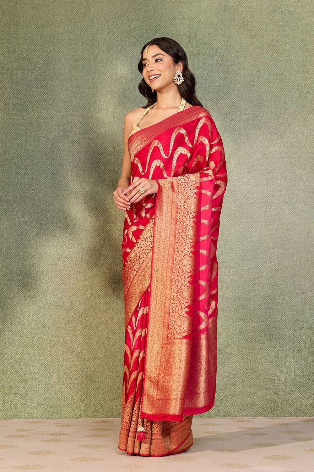 Red Viscose Satin Woven Saree image number null