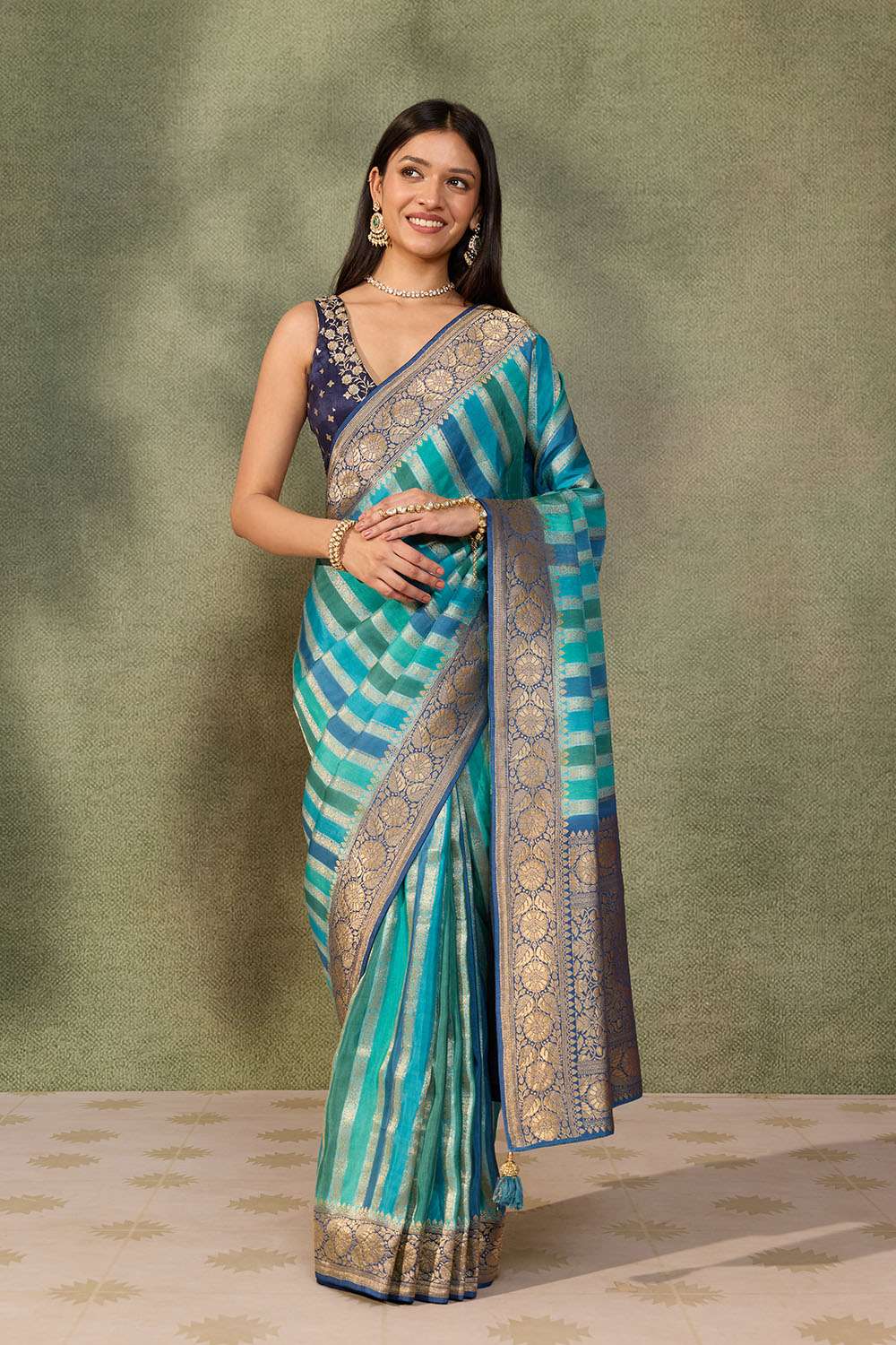 Blue Woven Pure Viscose Saree image number null