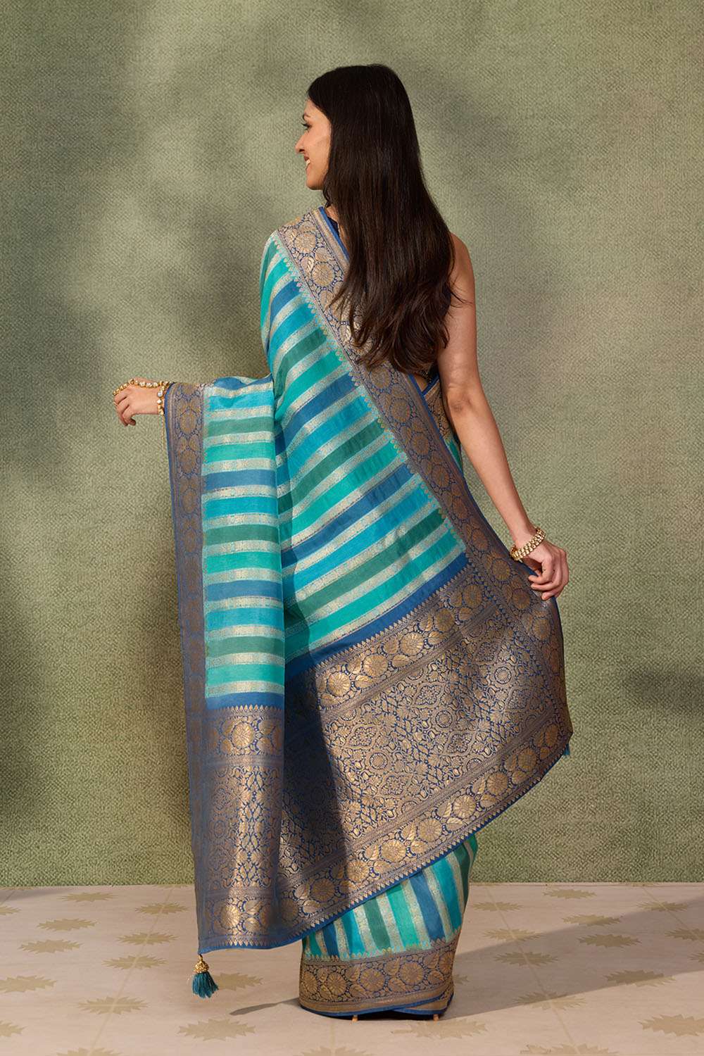 Blue Woven Pure Viscose Saree image number null