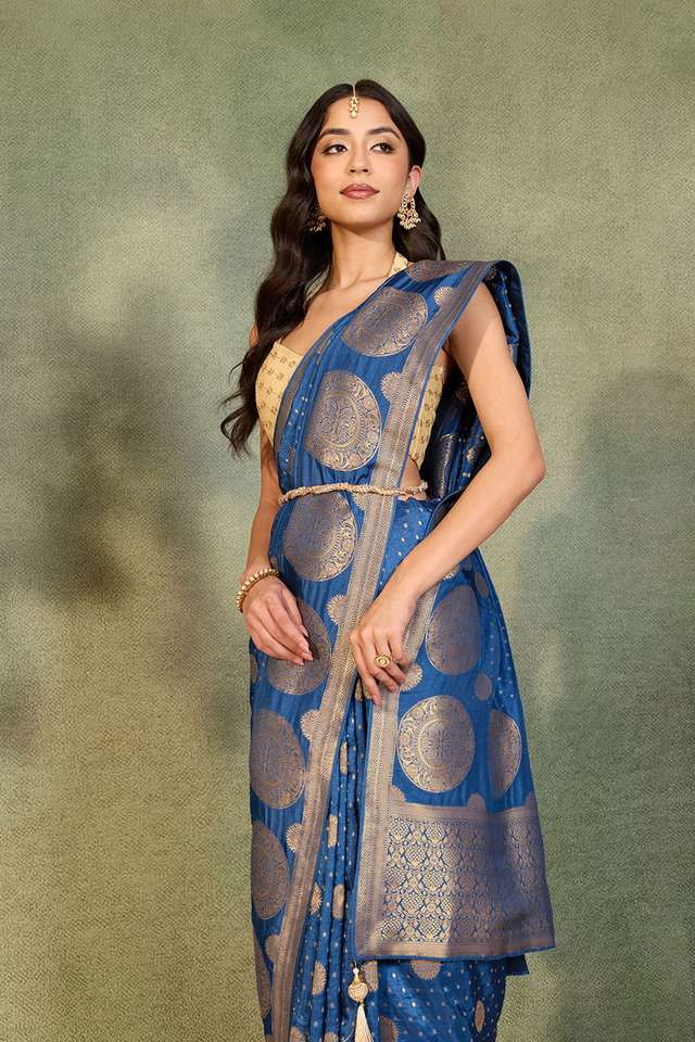 Blue Woven Pure Viscose Saree thumbnail image number null