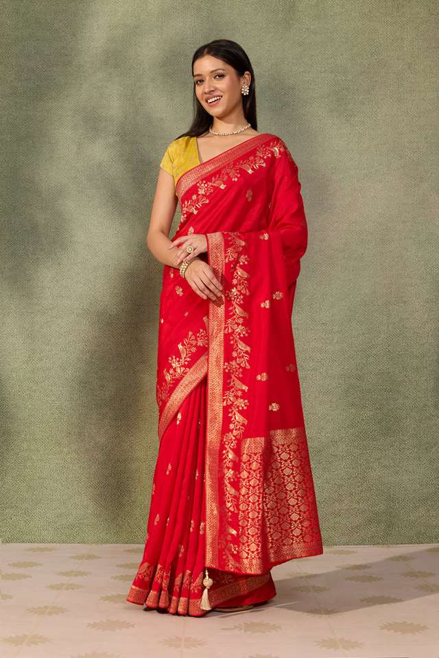 Red Woven Pure Viscose Saree thumbnail image number null
