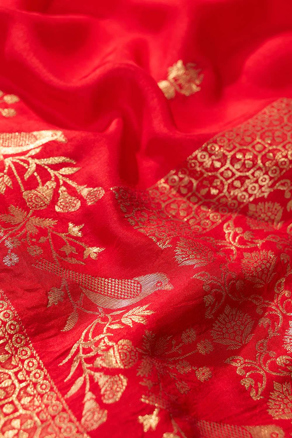 Red Woven Pure Viscose Saree image number null