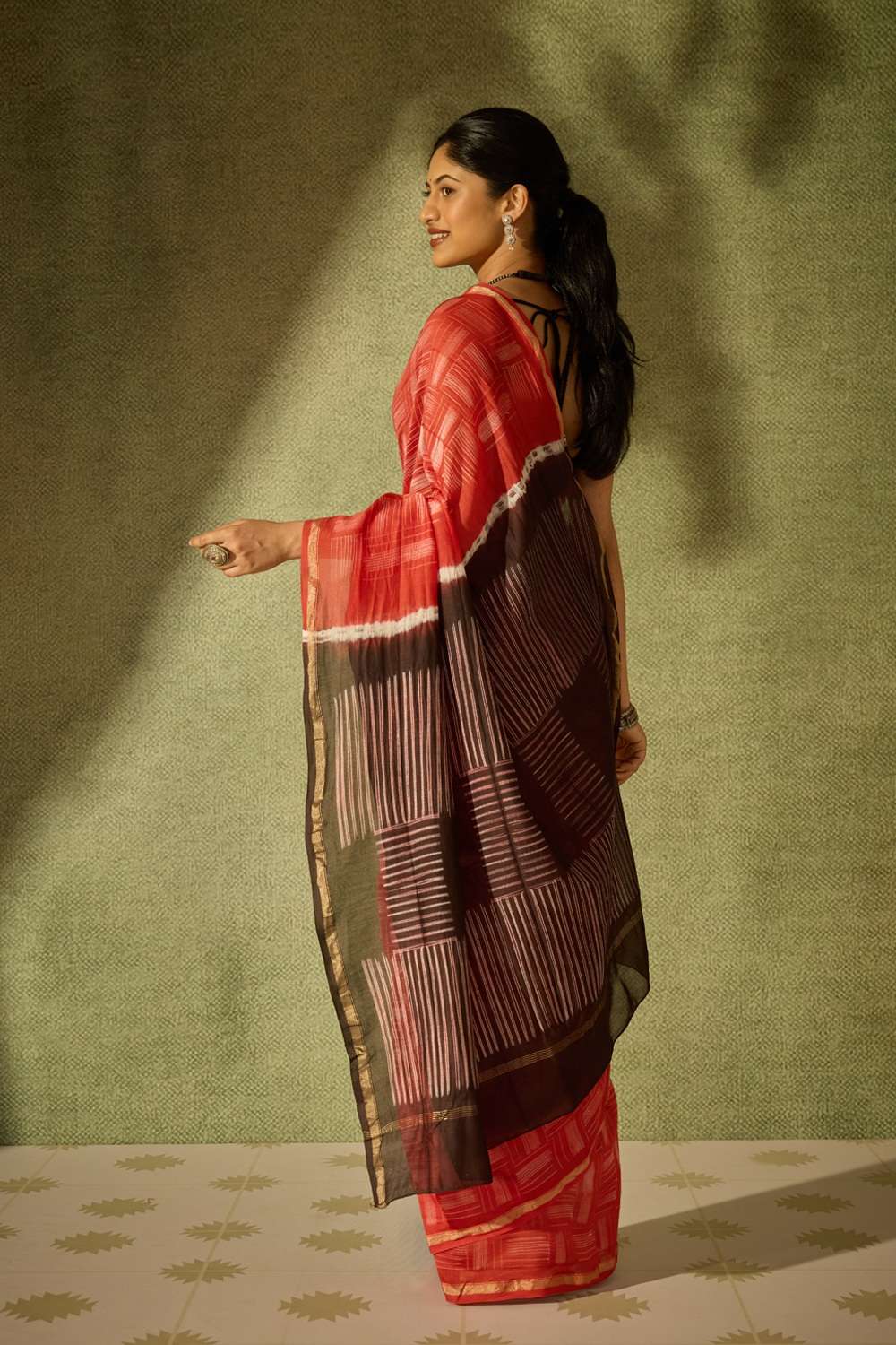 Red Rajasthan Pure Silk Cotton Tie & Dye Shibori Saree image number null