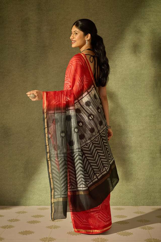 Red Rajasthan Pure Silk Cotton Tie & Dye Shibori Saree thumbnail image number null