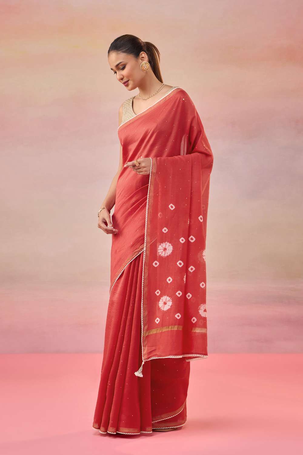 Red Gujarat Pure Silk Cotton Mukaish Saree image number null