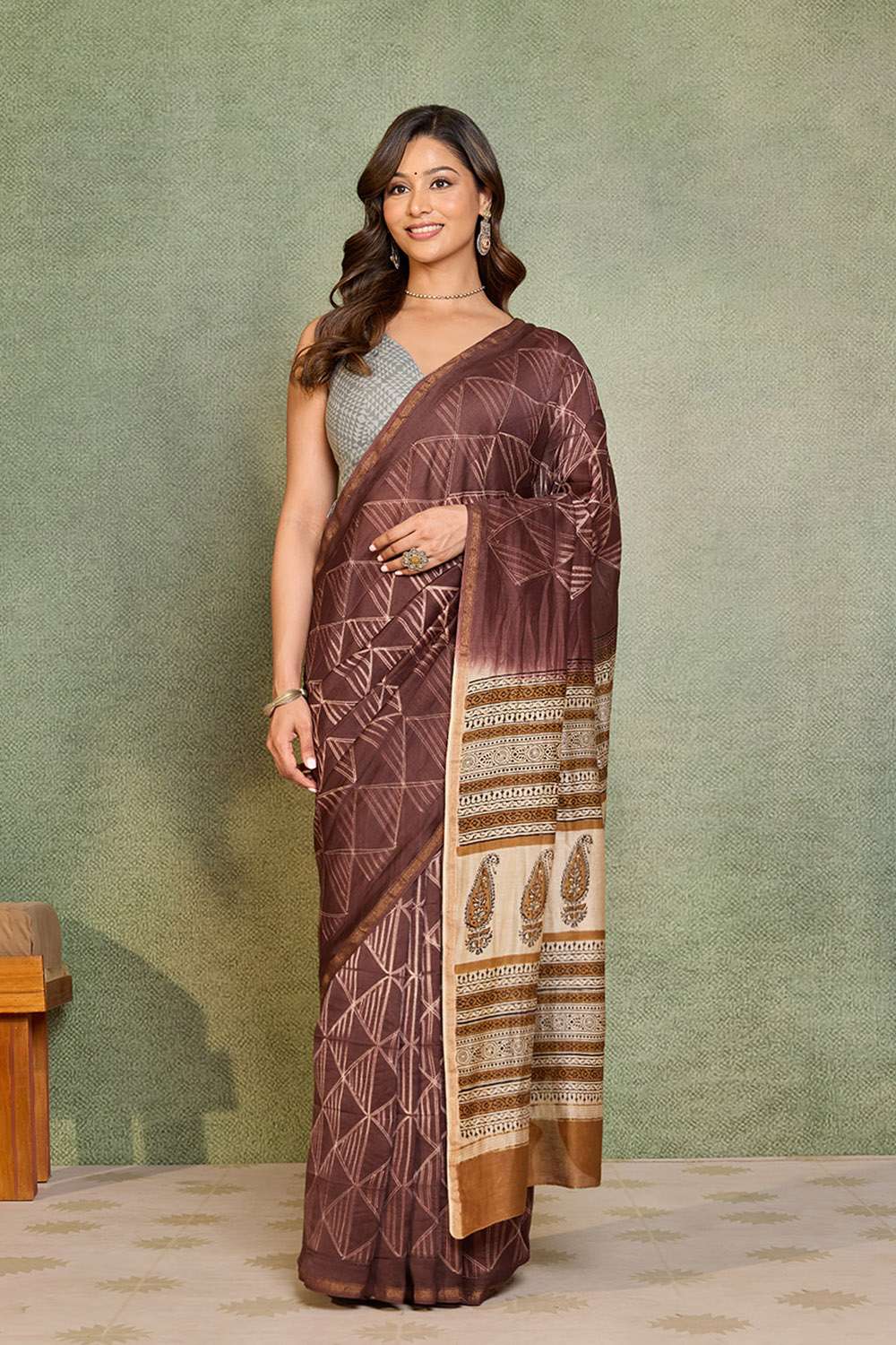 Brown Rajasthan Pure Silk Cotton Tie and Dye Shibori Saree image number null