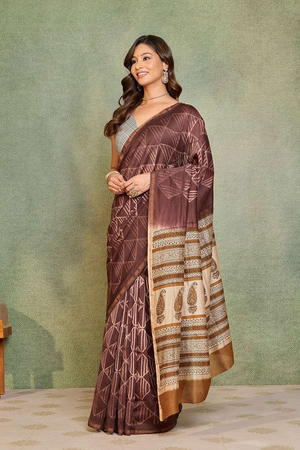 Brown Rajasthan Pure Silk Cotton Tie and Dye Shibori Saree image number null