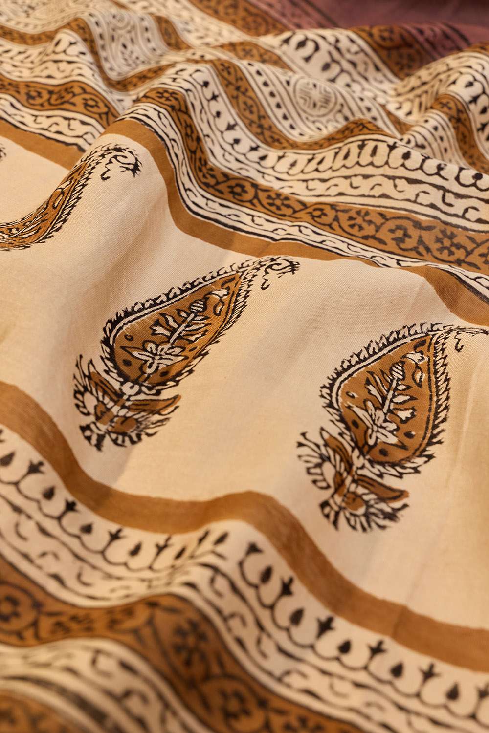 Brown Rajasthan Pure Silk Cotton Tie and Dye Shibori Saree image number null