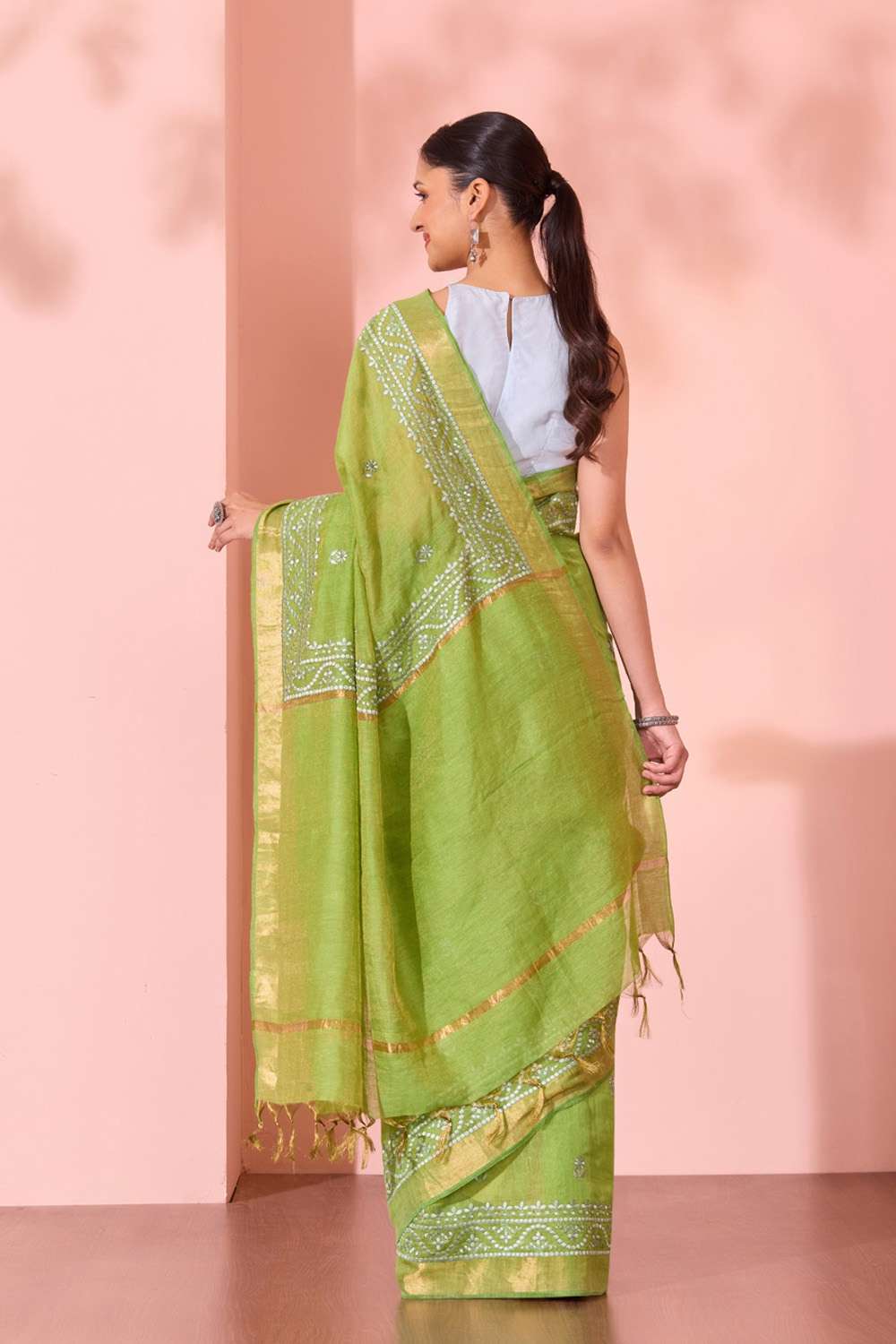 Green  Tissue Lyocell Linen Embroidered Saree image number null