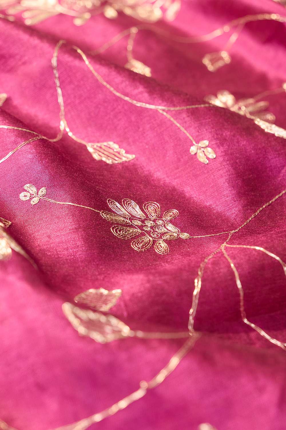 Purple Embroidered Silk Viscose Saree image number null