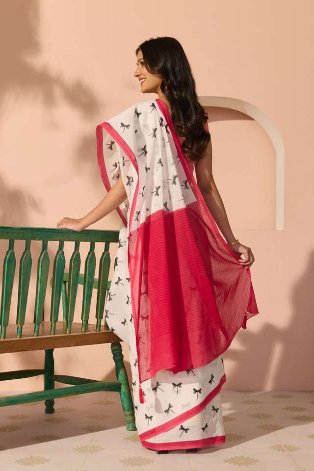 White Bengal Screen Printed Pure Cotton Mulmul Saree thumbnail image number null