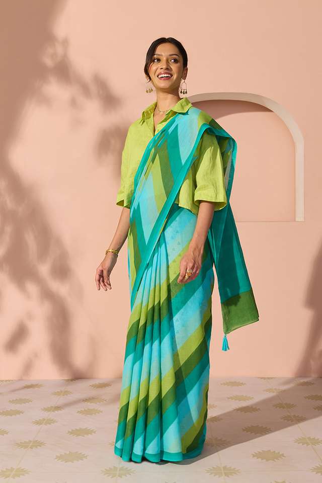 Blue Bengal Screen Printed Pure Cotton Mulmul Saree thumbnail image number null