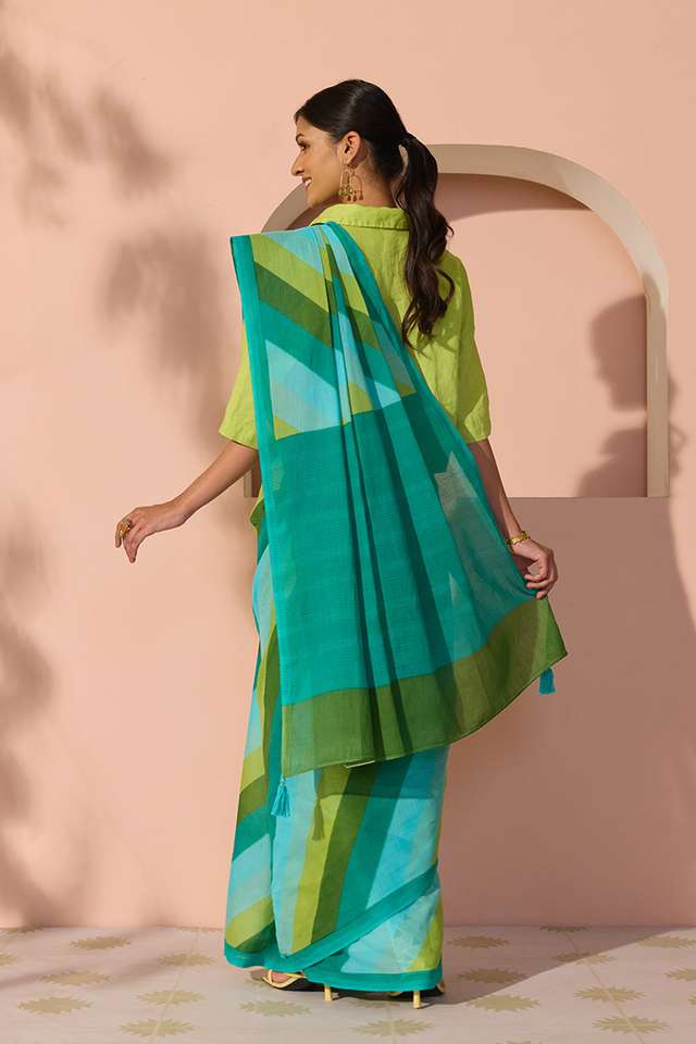 Blue Bengal Screen Printed Pure Cotton Mulmul Saree thumbnail image number null