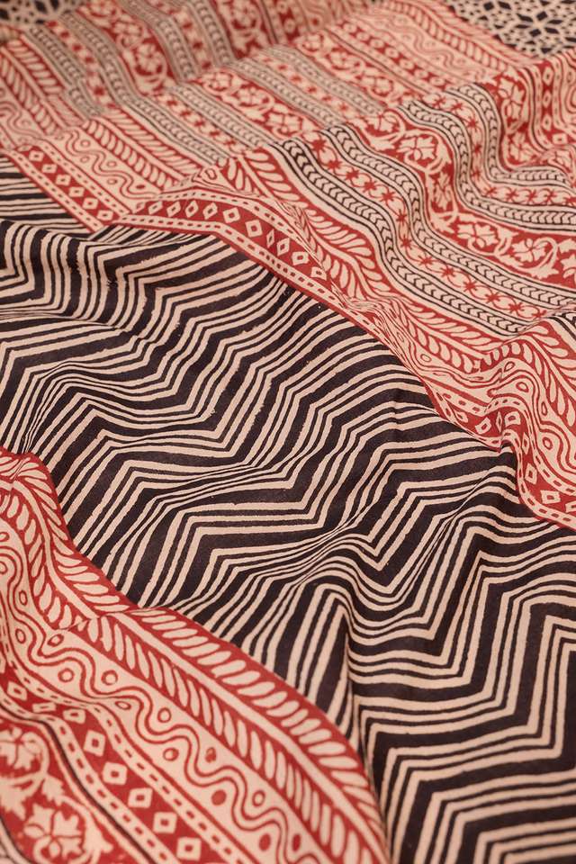 Black Rajasthan Block Printed Pure Cotton Saree thumbnail image number null