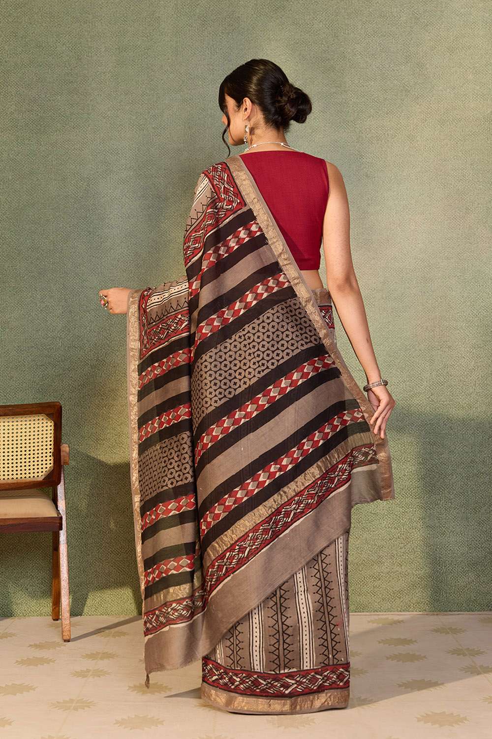Grey Rajasthan Pure Silk Cotton Dabu Block Printed Saree image number null