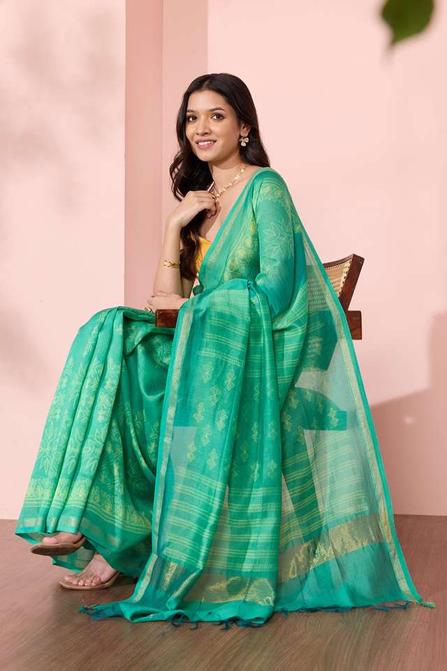 Green Pure Silk Cotton Tie and Dye Shibori Saree thumbnail image number null
