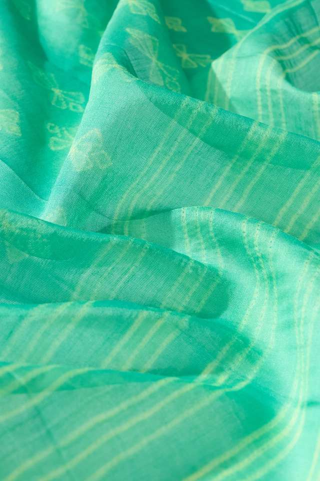 Green Pure Silk Cotton Tie and Dye Shibori Saree thumbnail image number null