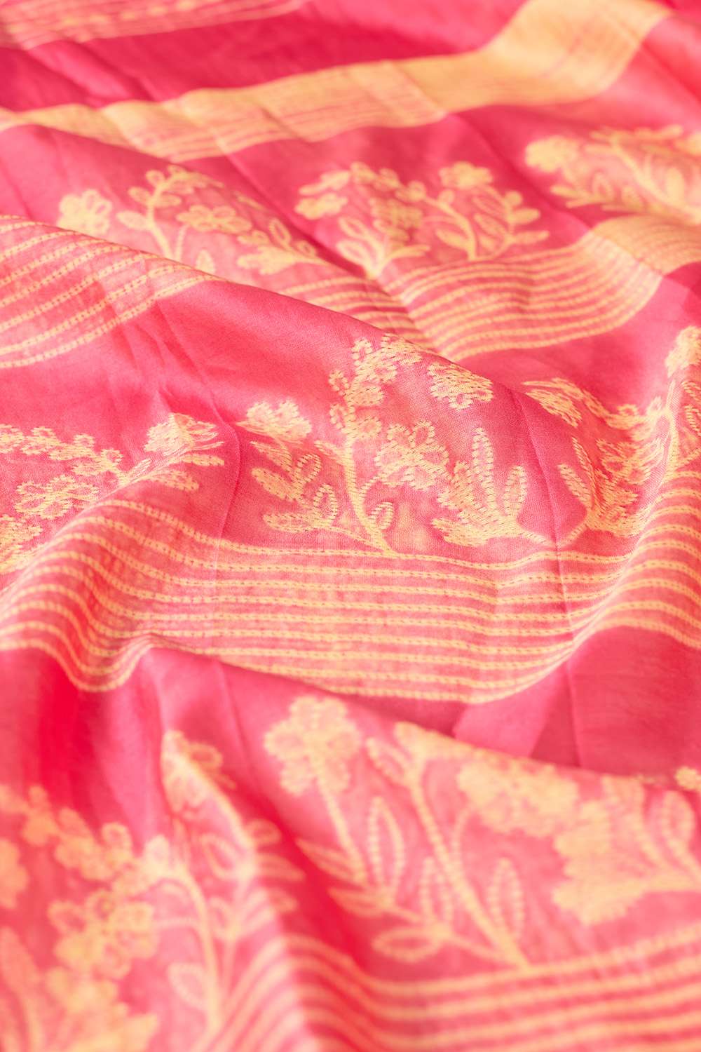 Pink Pure Silk Cotton Tie and Dye Shibori Saree image number null
