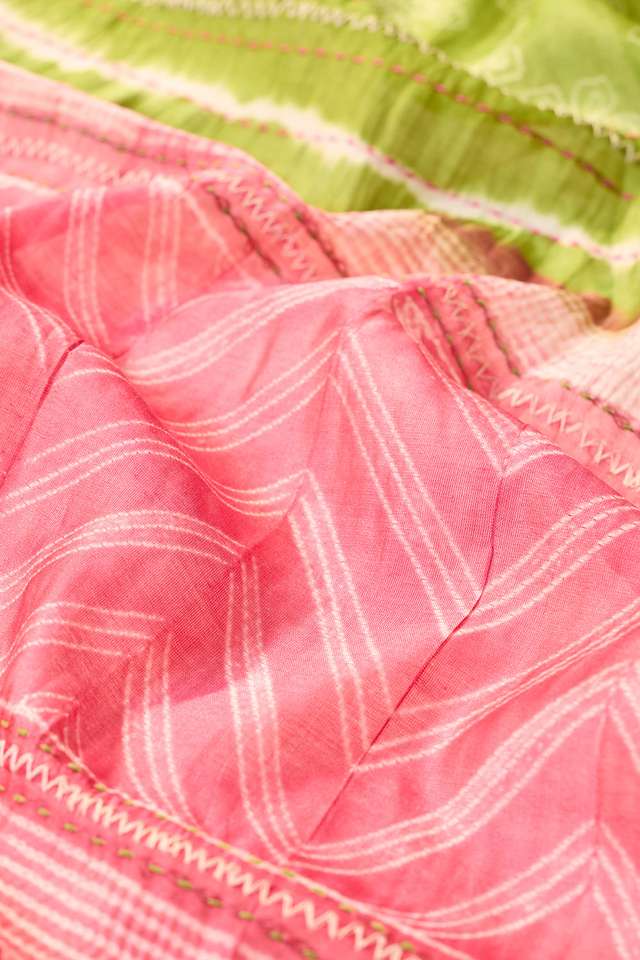 Green Pure Silk Cotton Tie and Dye Shibori Saree thumbnail image number null