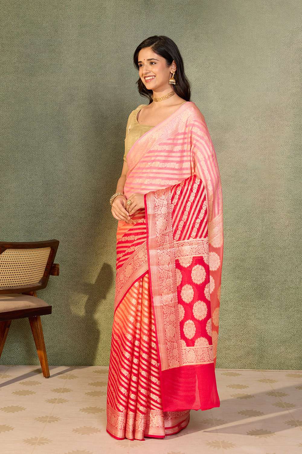 Pink Pure Silk Georgette Cutwork Banarasi Saree image number null