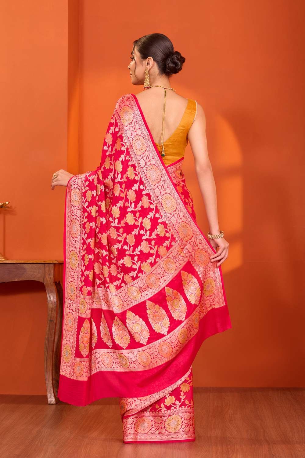 Pink Pure Silk Georgette Cutwork Banarasi Saree image number null