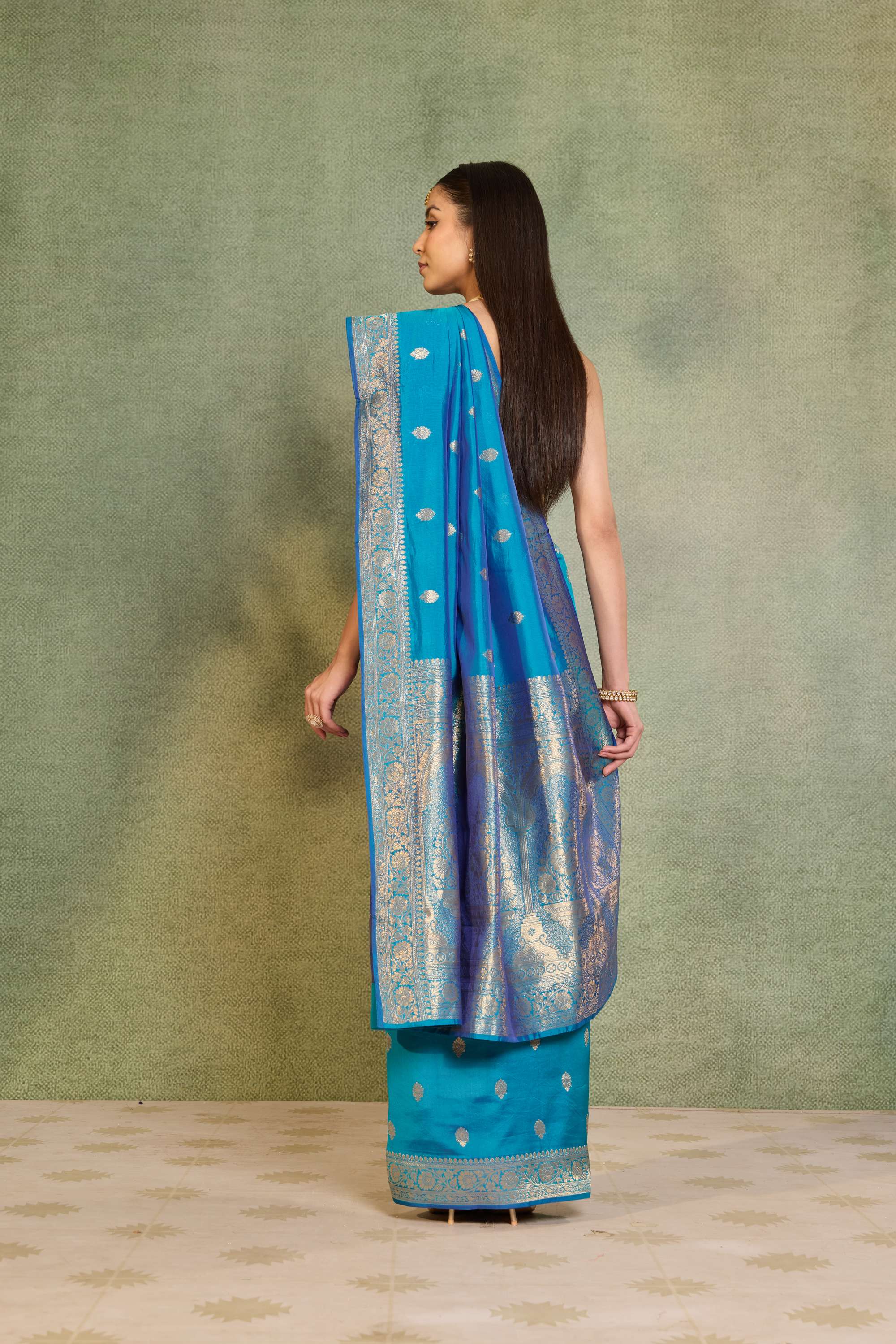 Blue Woven Pure Viscose Saree image number null