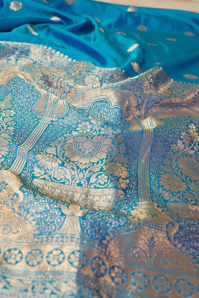 Blue Woven Pure Viscose Saree thumbnail image number null