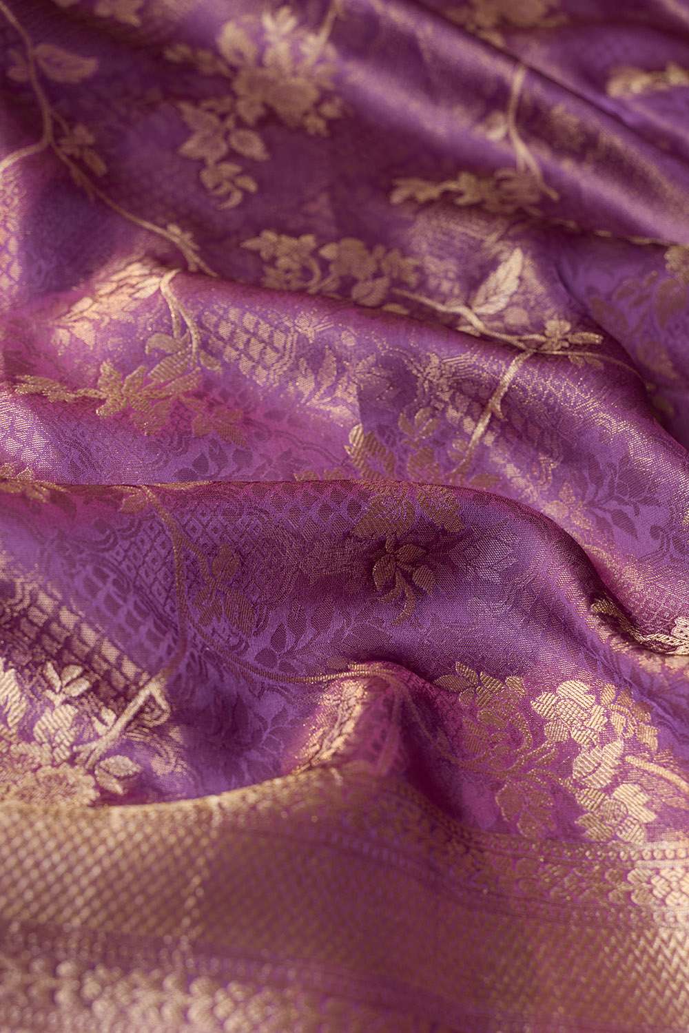 Violet   Woven Viscose Tissue Saree image number null