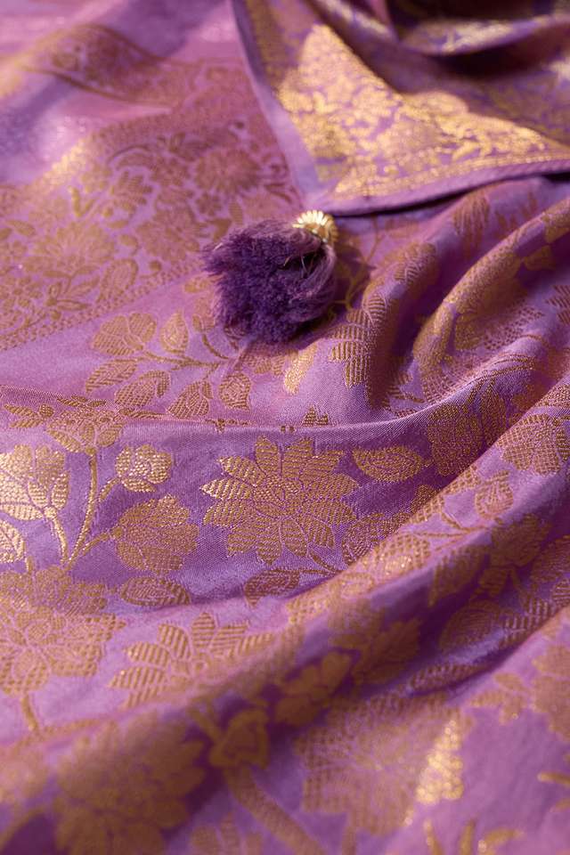 Violet Woven Pure Viscose Saree thumbnail image number null
