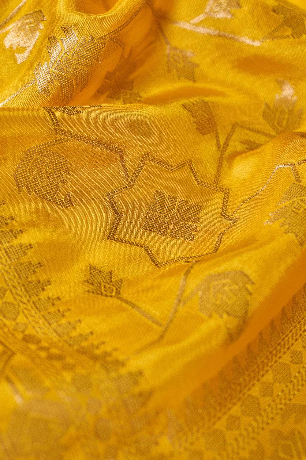 Yellow Woven Pure Viscose Saree image number null