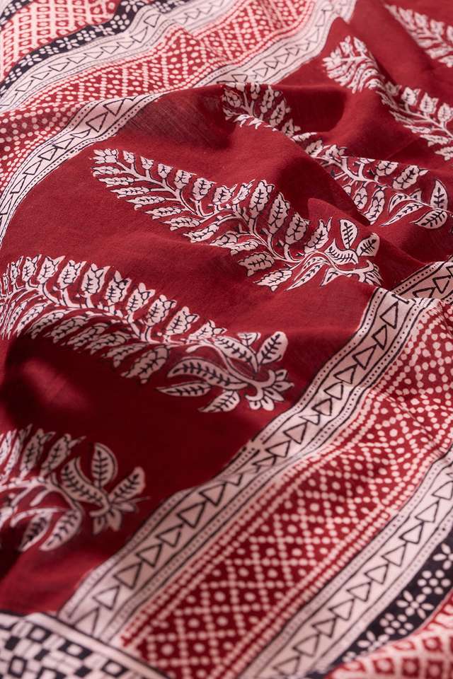 Off White Bagh Block Printed Pure Cotton Saree thumbnail image number null
