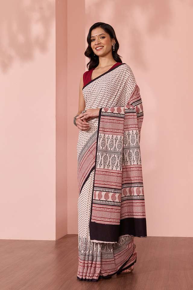 Off White Bagh Block Printed Pure Cotton Saree thumbnail image number null
