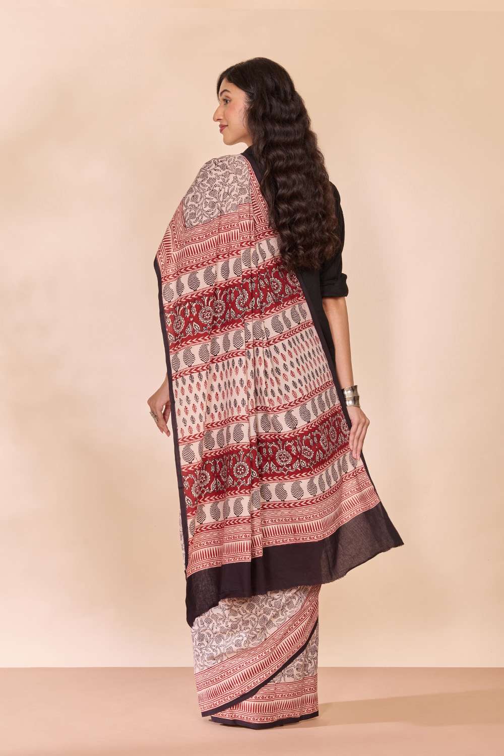 Off White Bagh Block Printed Pure Cotton Saree image number null