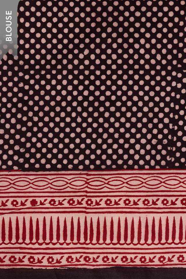 Off White Bagh Block Printed Pure Cotton Saree thumbnail image number null