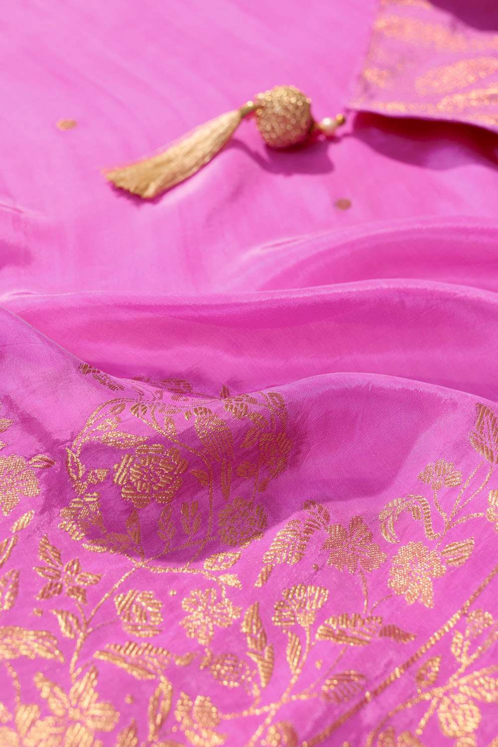 Pink Woven Pure Viscose Saree image number null