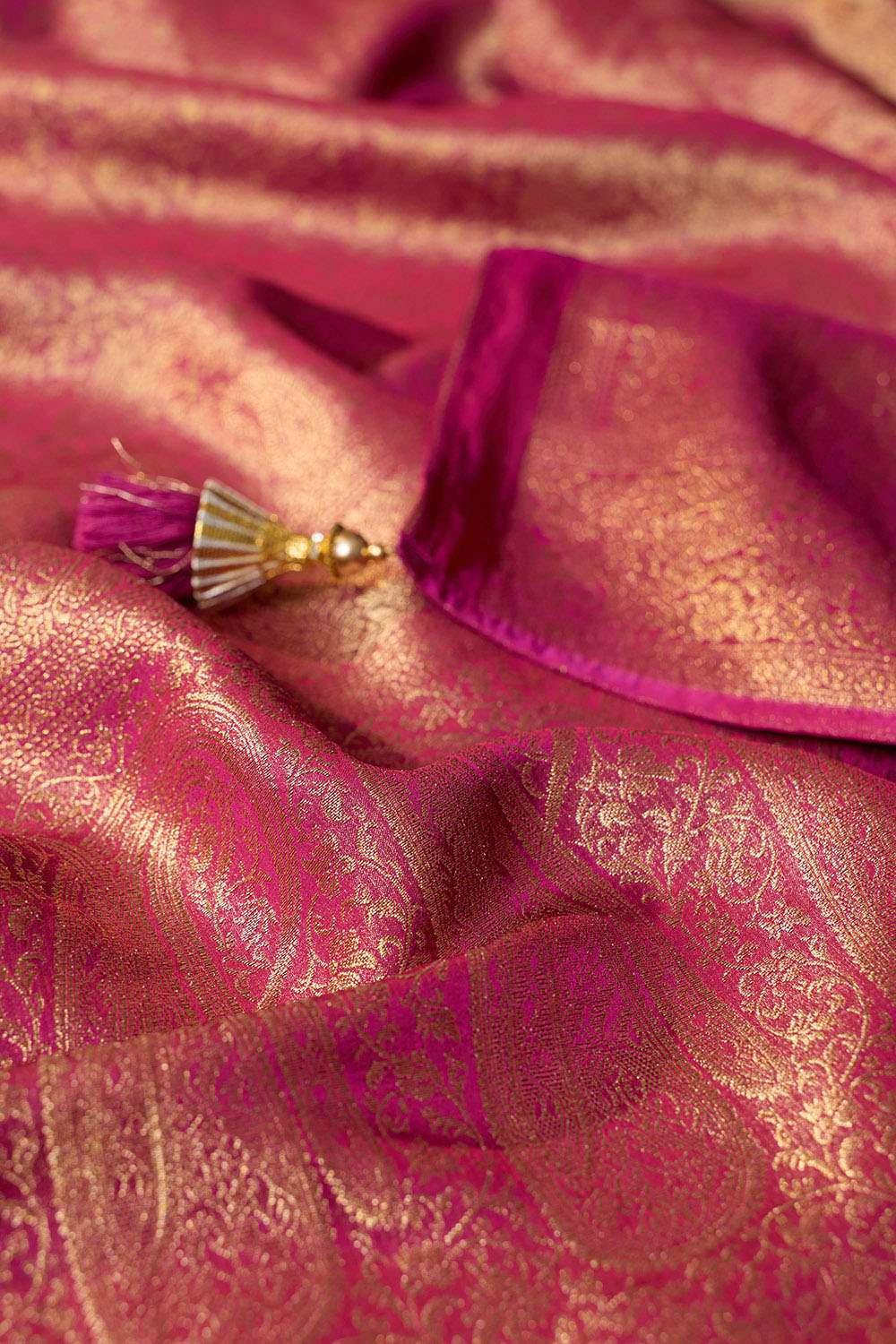 Purple   Woven Viscose Tissue Saree image number null