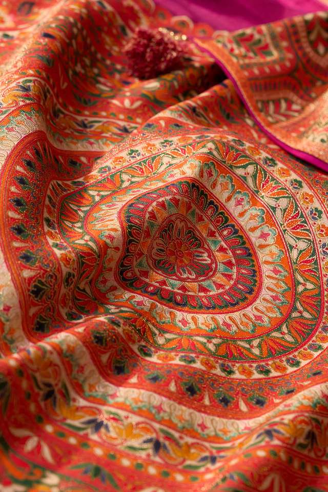 Purple Woven Pure Viscose Saree thumbnail image number null