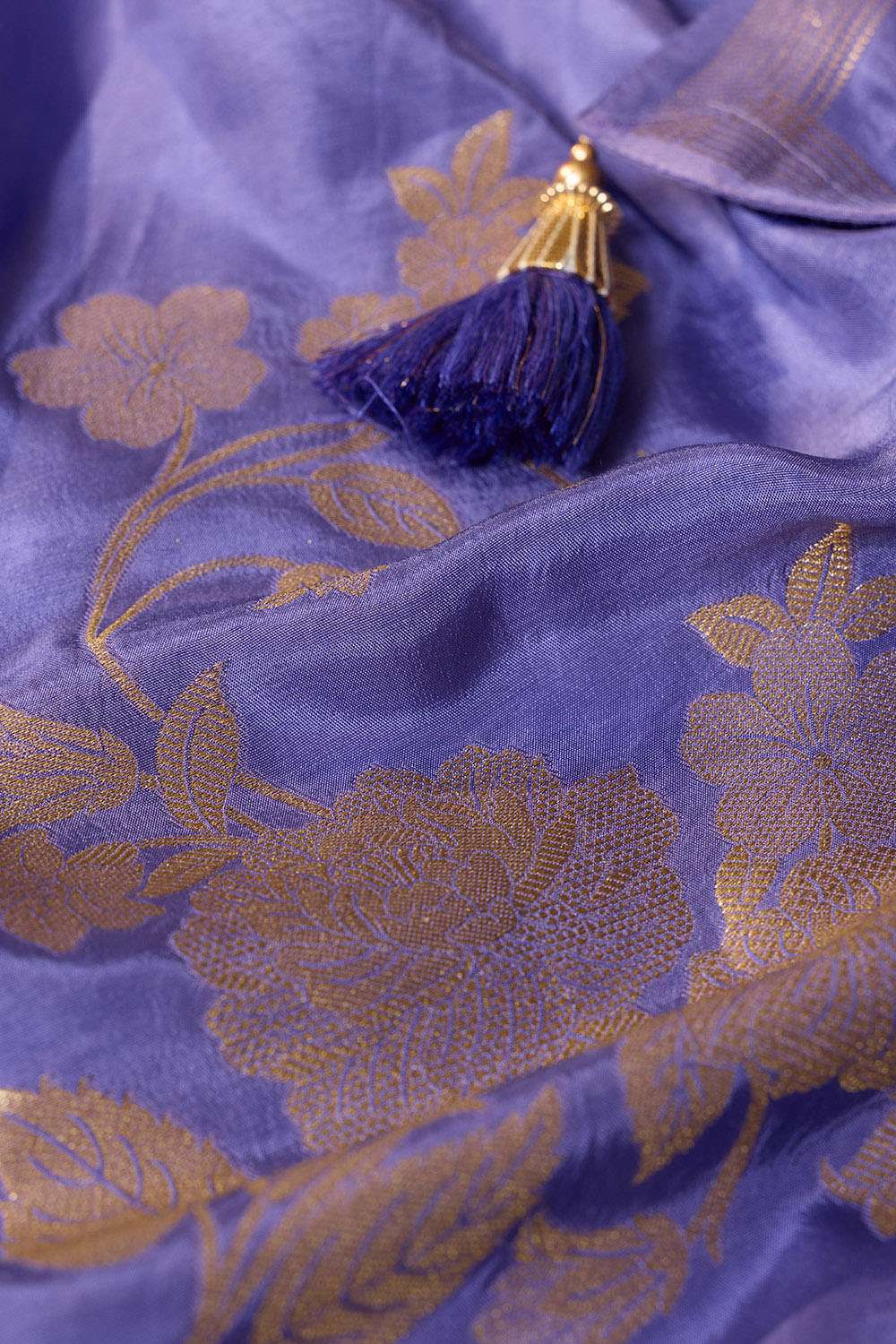Violet Woven Pure Viscose Saree image number null