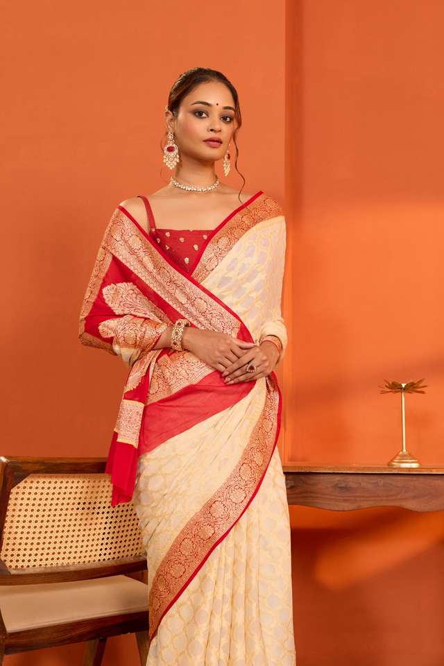 Off White Pure Silk Georgette Cutwork Banarasi Saree image number