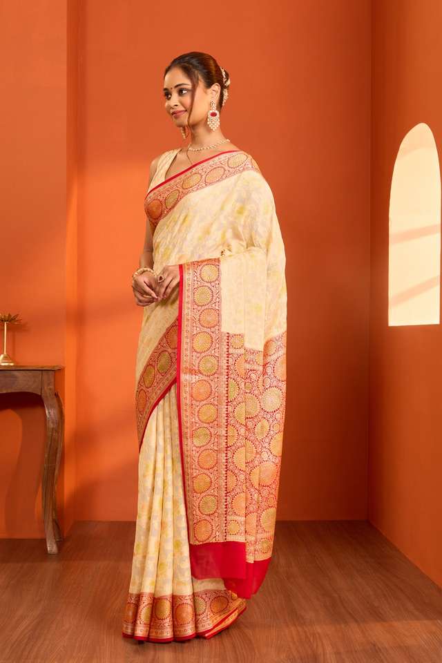 Off White Pure Silk Georgette Cutwork Banarasi Saree thumbnail image number null