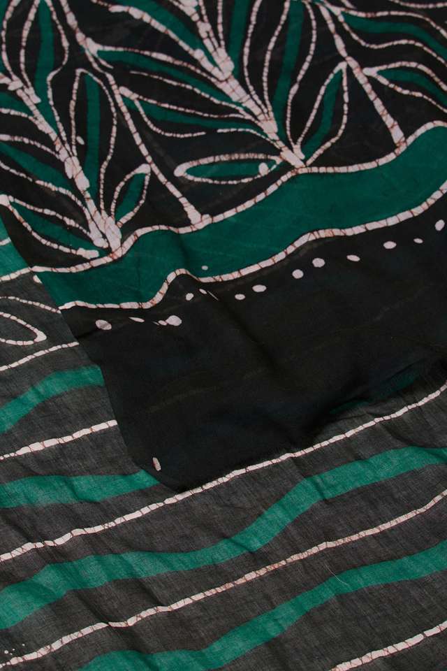 Dark Green Ujjain Pure Cotton Batik Saree thumbnail image number null