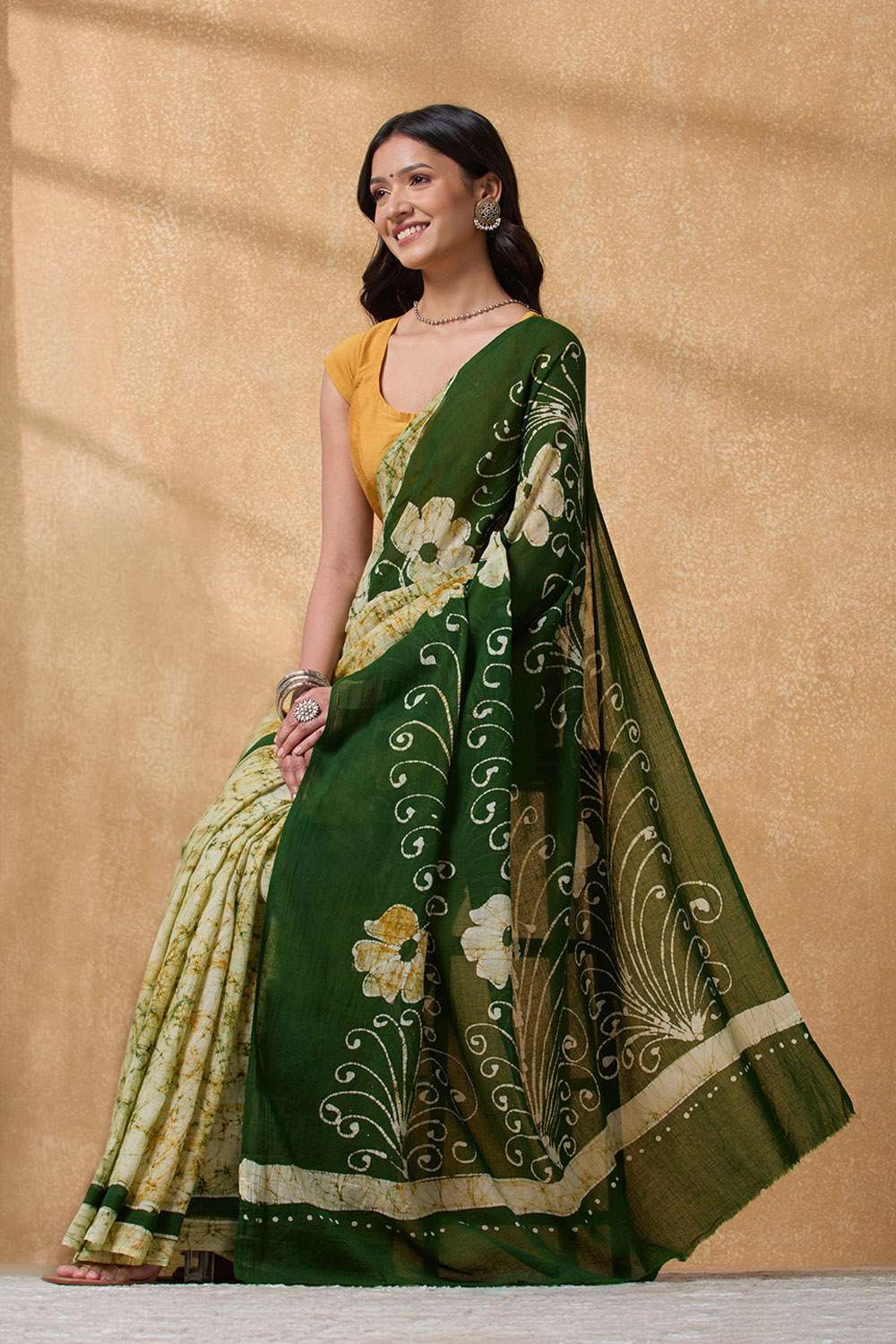 Green Ujjain Pure Cotton Batik Saree image number null