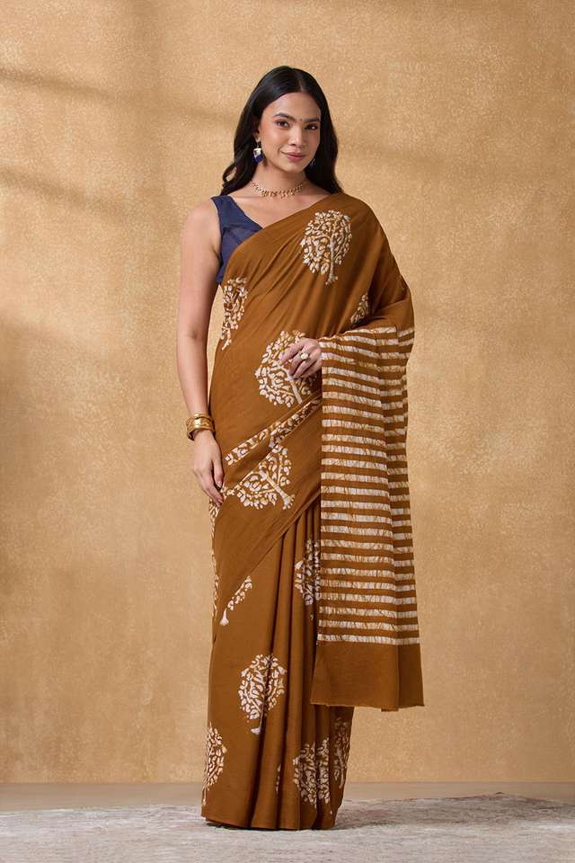 Brown Ujjain Pure Cotton Batik Saree thumbnail image number null