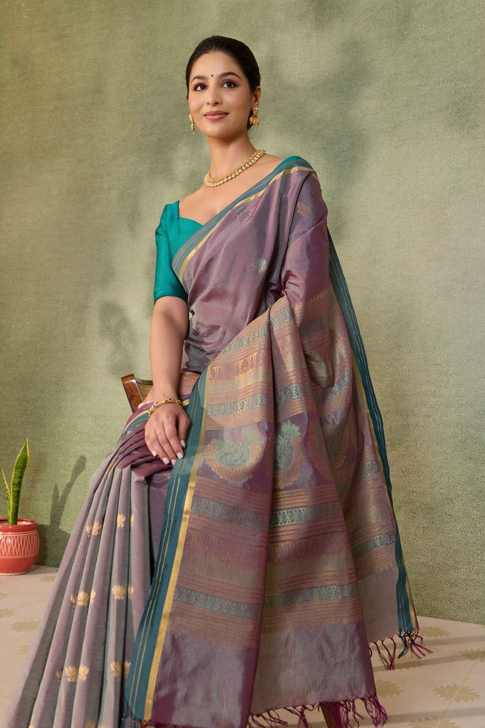 Purple Woven Cotton Viscose Saree image number null