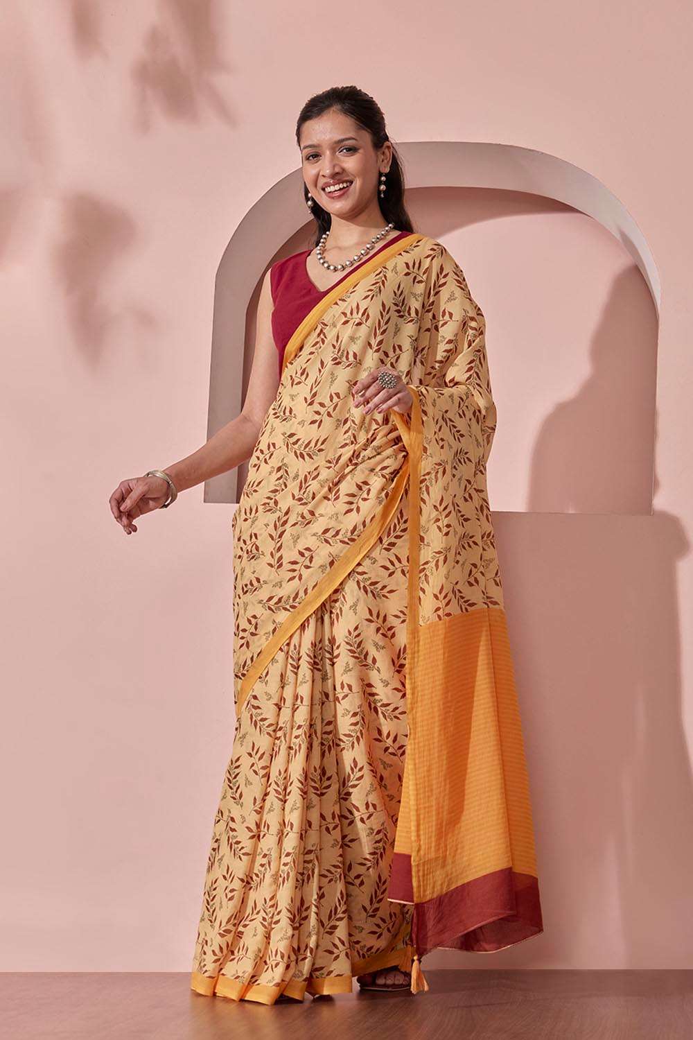Yellow Screen Printed Bengal Pure Cotton Saree image number null