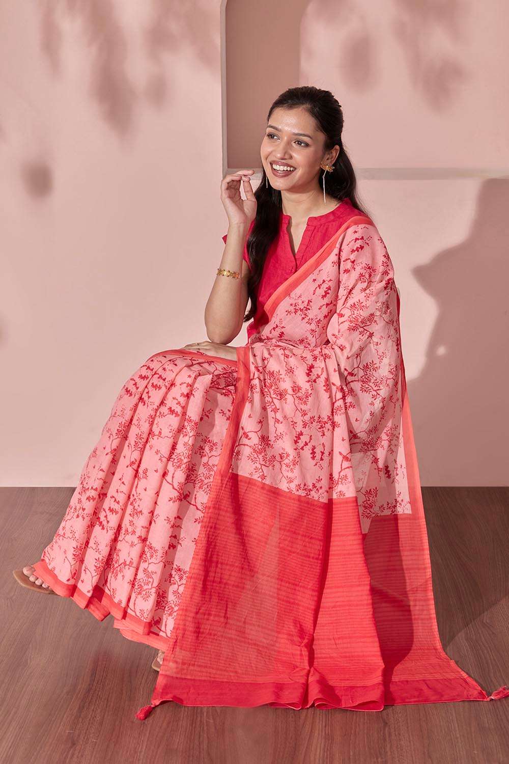 Pink Screen Printed Bengal Pure Cotton Saree image number null