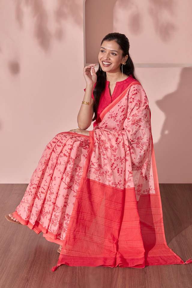 Pink Screen Printed Bengal Pure Cotton Saree image number